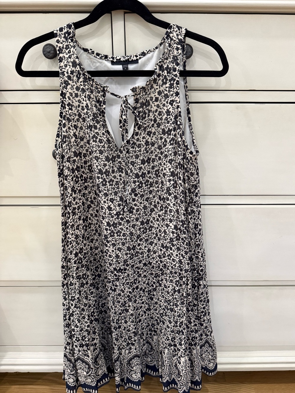 Sanctuary floral flowy dress size small black beige blue